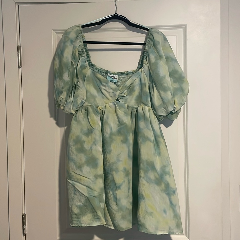 Puff Sleeve Dress